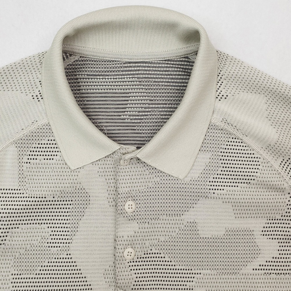 Lululemon Metal Vent Tech Polo Shirt Mens Large Beige Geo Camo Performance Golf - Picture 2 of 9